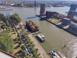 Veduta dall'Euromast: cinesi sull'acqua.