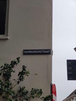 La Via dell'Hamburger.